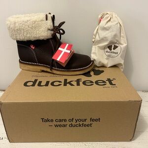 Duckfeet Women's Cozy Brown Winter Boots